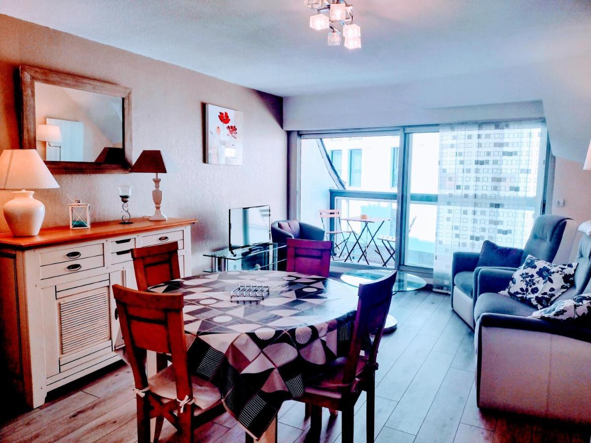 Apartment Le City, Centre Ville, Wifi Petit Parking Linge En Option